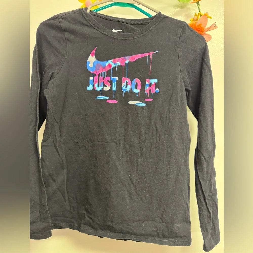 Nike Shirt Boy XL Black Long Sleeve Just Do It Regular Fit